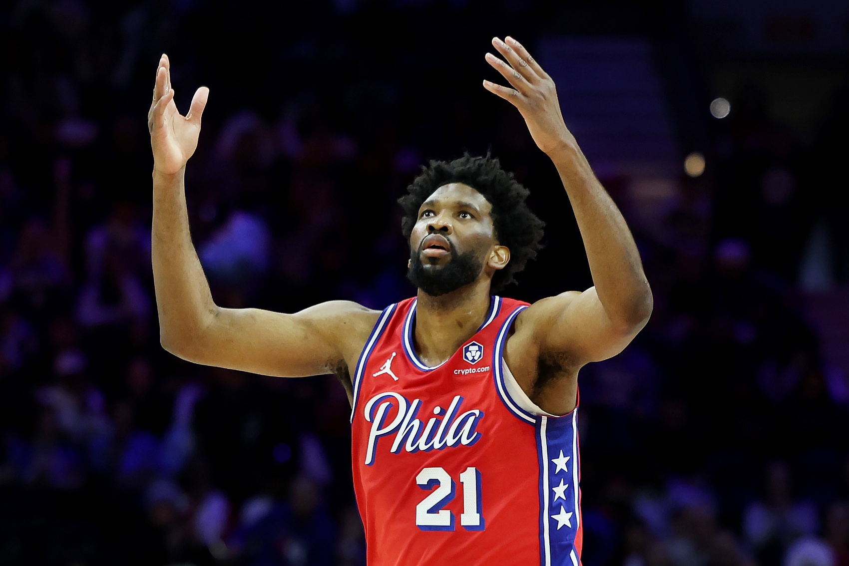 世俱杯买球-NBA官网评新赛季东部前十球员:字母哥第一 布伦森第二恩比德第六