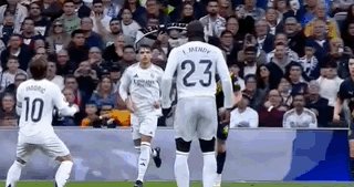 世俱杯2025-【西甲】魔笛世界波小熊破门！皇马2比0赫罗纳