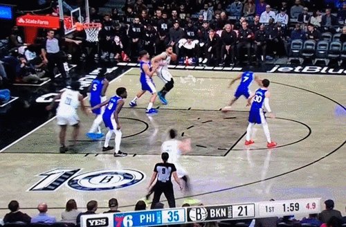 世俱杯2025-有妙传也有尴尬出手 西蒙斯复出不紧张、很兴奋！